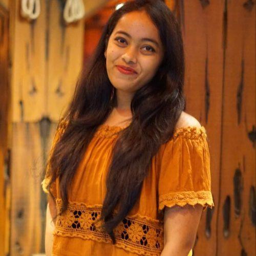 Riddhi Mamnia