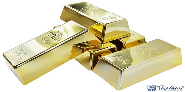 Five Fine Gold 999.9 Bars net weight 1000g isolated on background