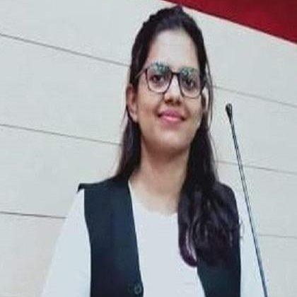 CS Puja Singh (LLB)