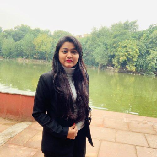 CS Sonali Singhania