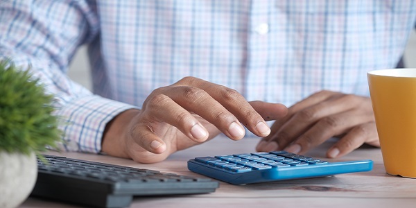 Tips and Tricks for Maximizing Your Tax Refund Using an Income Tax Calculator