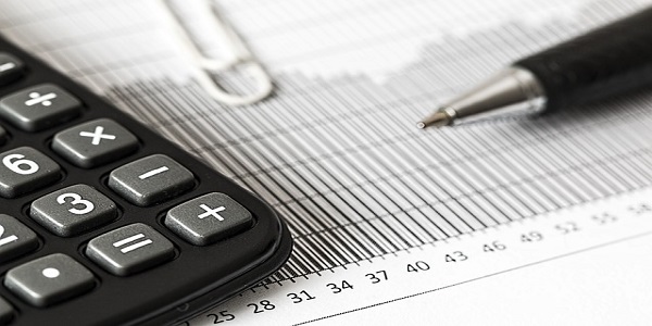 How a Term Insurance Calculator Eases Term Plan Buying?