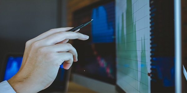 Optimising Your Portfolio: Insights into HDFC Bank Share Price Movements