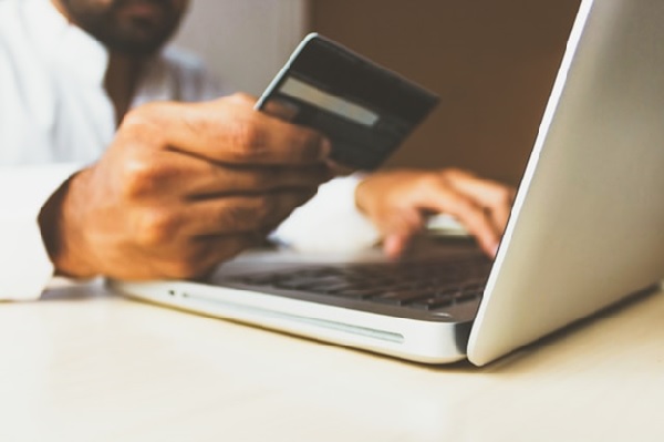 Titans of Finance: Exploring Top 7 Financial Services Companies in India