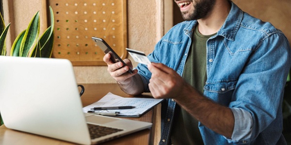 Why More People Are Choosing to Apply for Credit Cards Online