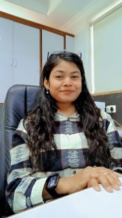 CS Riya Gupta