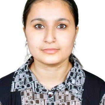 CS Komal Pandey