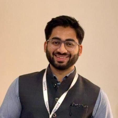 Adv. Vaibhav Gogra, LLM