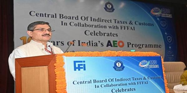 Addressing the gathering as Chief Guest Shri Vivek Chaturvedi
